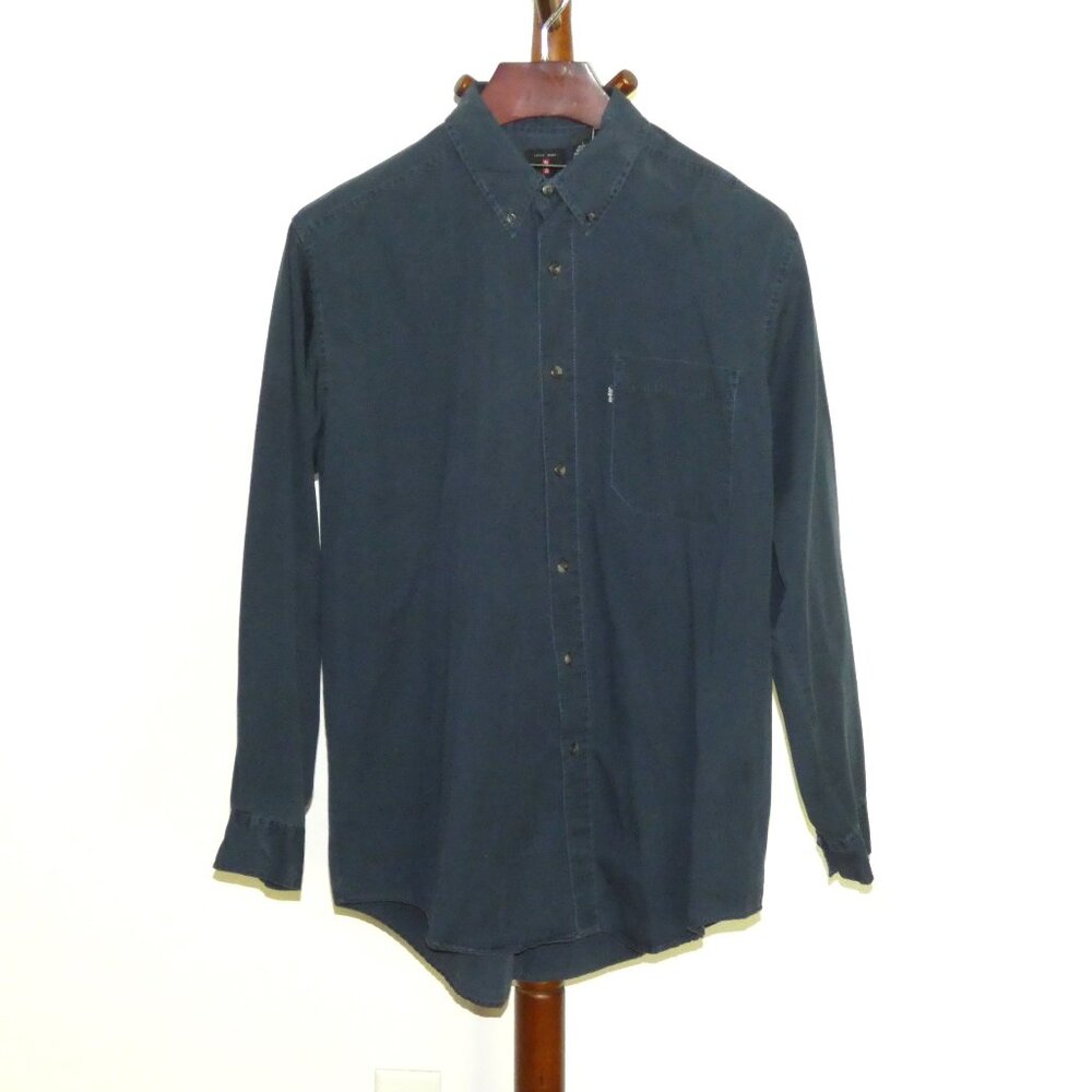 Levi's button front shirt